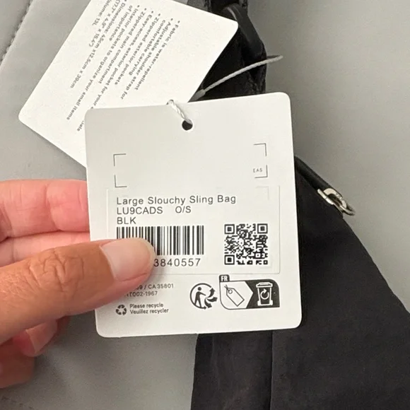 Lululemon slouchy sling bag LARGE 13L NWT - Picture 3 of 6